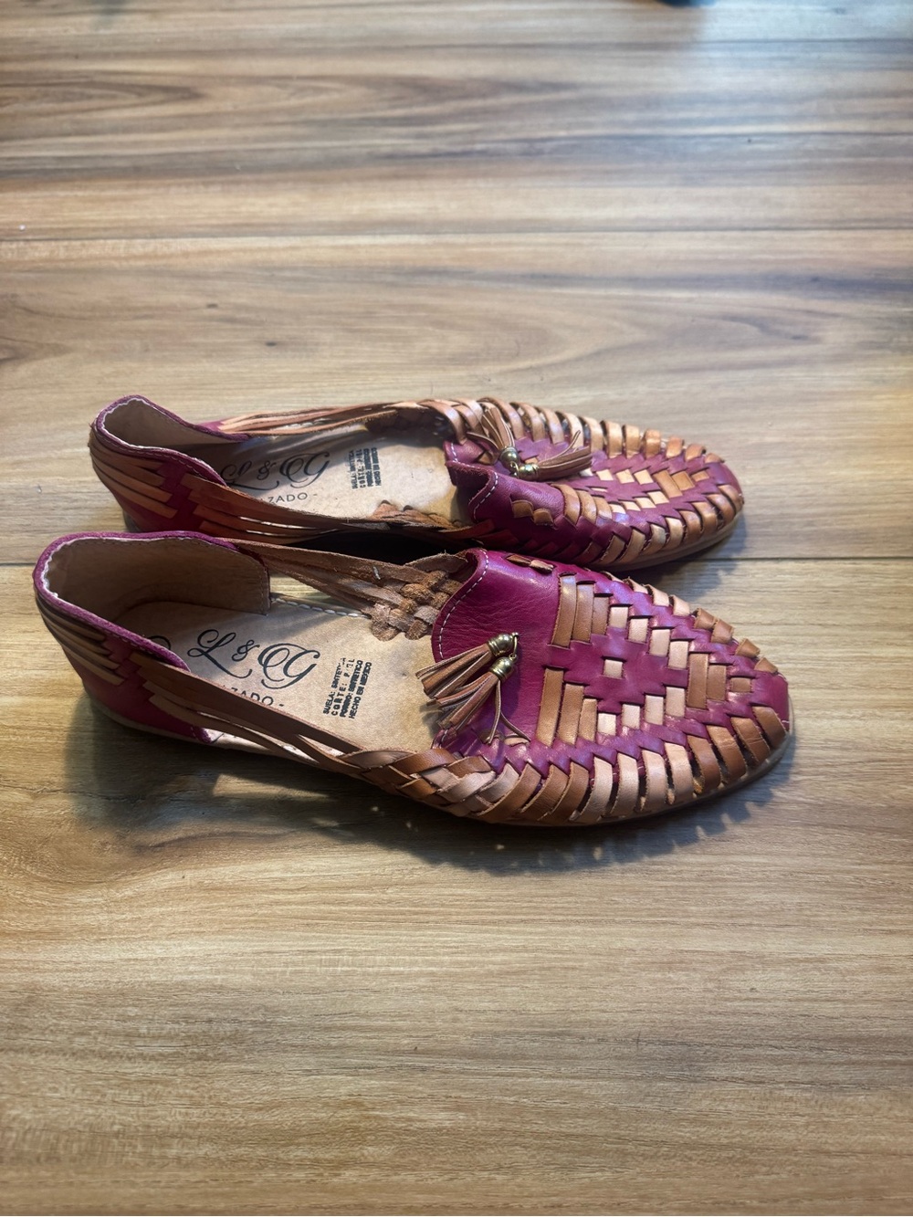 L&EG Calzado brand Pink and Tan Woven Leather Tassel Huarache Flats